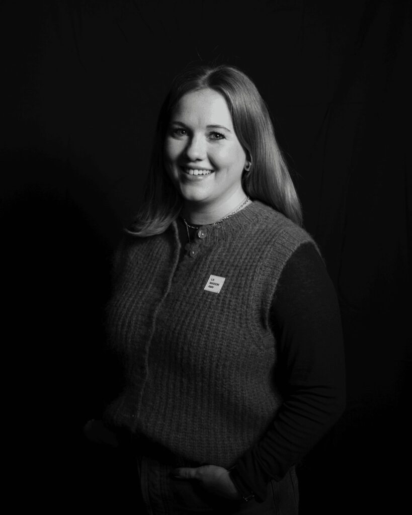 Annabel Ecken, Administration Coordinator
